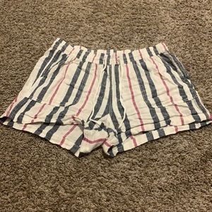 Striped white comfortable shorts